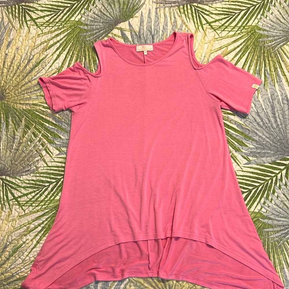 Simply Southern pink top M